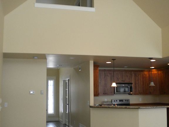 4th image of 1124 Alder Creek Dr
