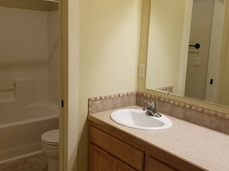 2115 S Dorothy Ave — Photo 10