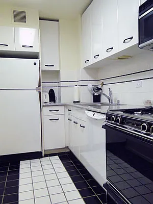 Rented by Boulevard Residentials | media 20