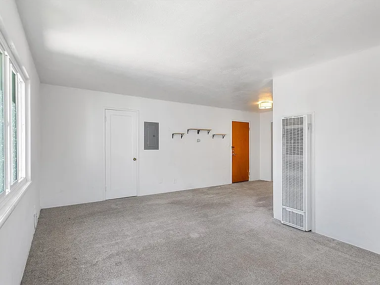 2238 Encinal Ave #C — Photo 6