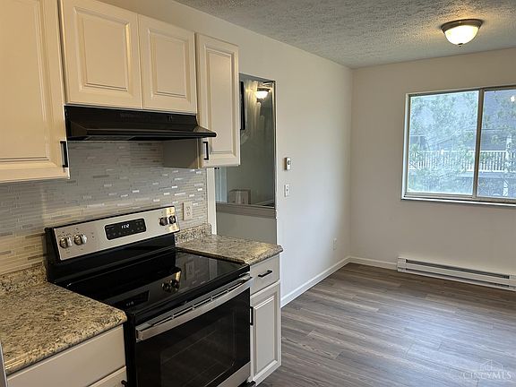 3rd image of 5350 Camelot Dr APT 35