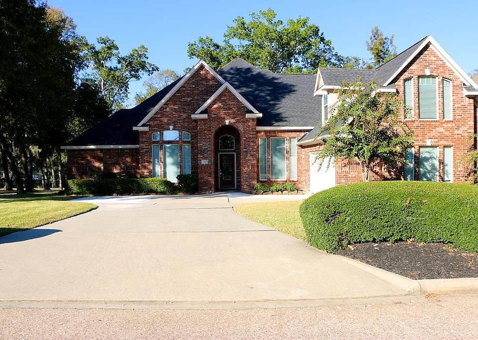 1st image of 71 Edgewood Dr