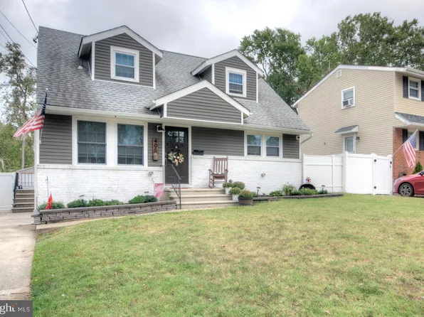 405 Roosevelt Ave, Glendora, NJ 08029