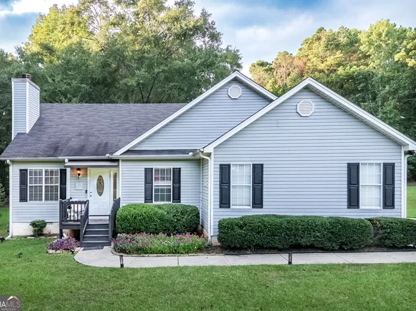 95 O'Tara Woods Dr, Newnan, GA 30263