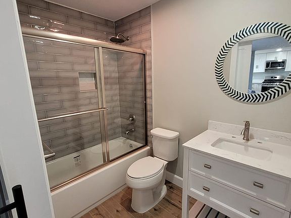 3rd image of 3609 Newton St #3611