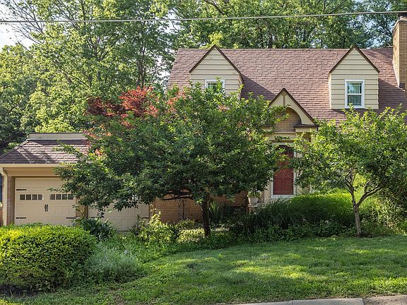 2nd image of 5905 Walnut Hill Dr