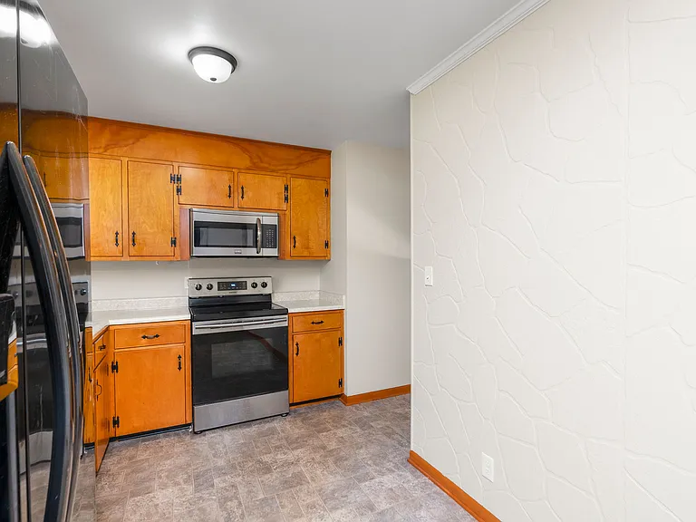 81 Sandy Ridge Rd — Photo 4