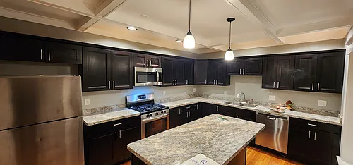204 Winspear Ave #2 Photo 1
