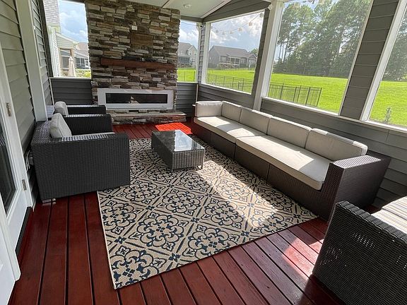 2nd image of 625 Connington Way