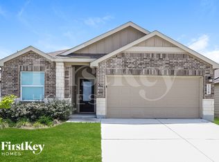 1220 Treehouse Ln, New Braunfels, TX 78130
