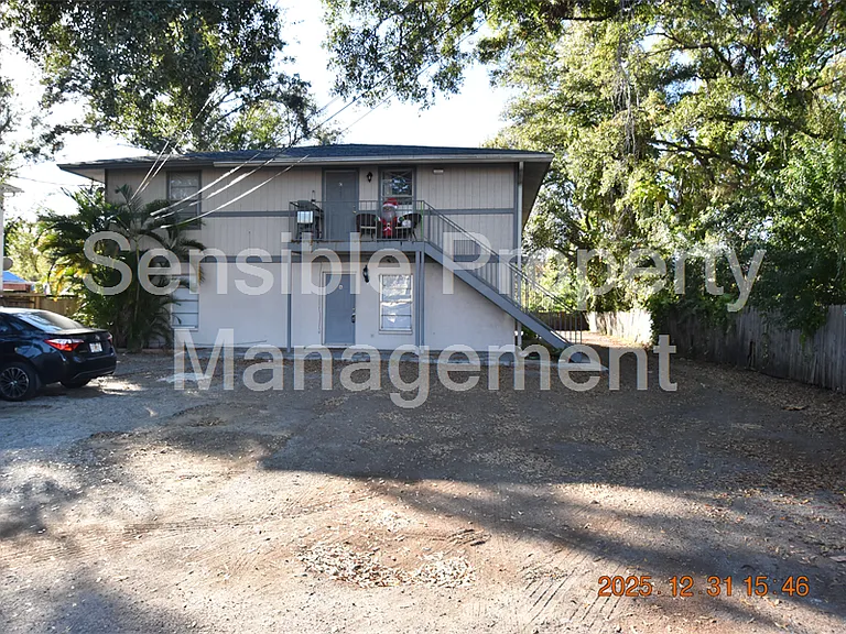 6618 N Church Ave #D — Photo 2