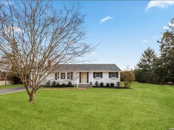 6 Bishop, Westhampton Beach, NY 11978