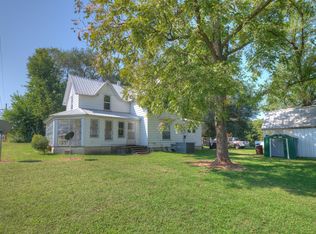 17624 Highway O #B, Stark City, MO 64866