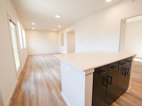 Madera Apartments | 2525 S Meadows Rd, Santa Fe, NM