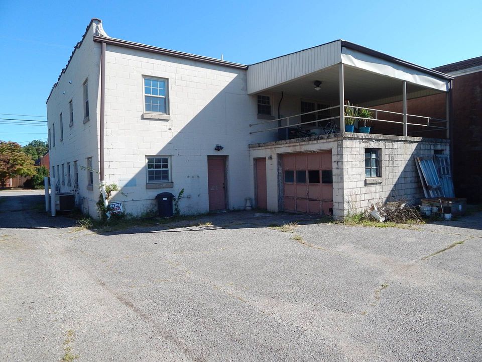 600 E Main St, Mannington, WV 26582 Zillow