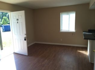 30 Bennett St, Newnan, GA 30263