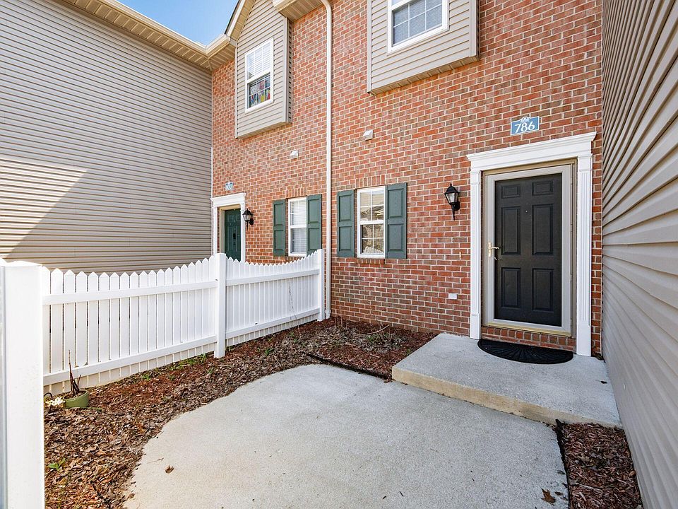1st image of 786 Spring Valley Dr