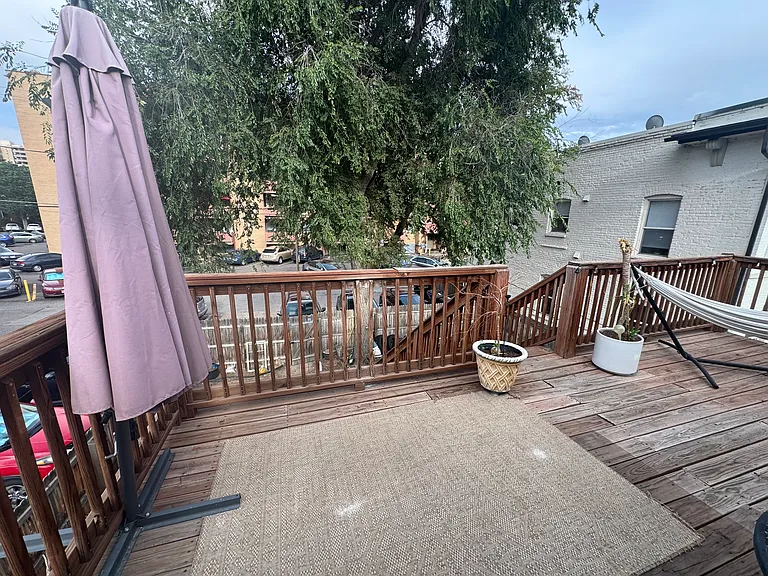 622 N Logan St #1 — Photo 16