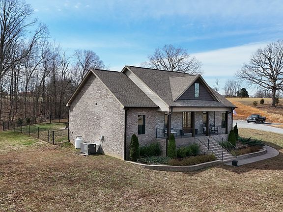 3rd image of 138 Belcher Hollow Rd