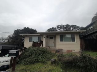 5 Sunny Hill Dr, Petaluma, CA 94952