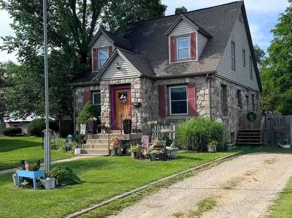 135 Carpenter St, West Branch, MI 48661