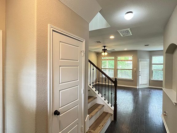 3rd image of 12505 Ellie Ln