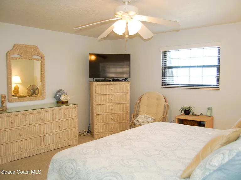 5350 Ocean Beach Blvd #213 — Photo 11