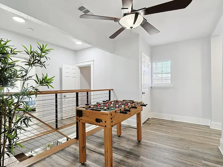 702 N Edgefield Ave — Photo 30