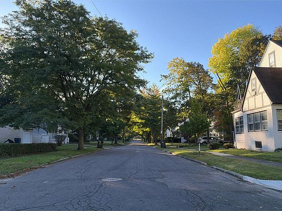 4th image of 3953 Bluestone Rd