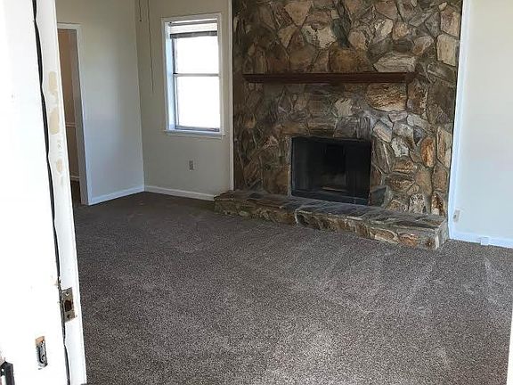 Living Room w/ Fireplace