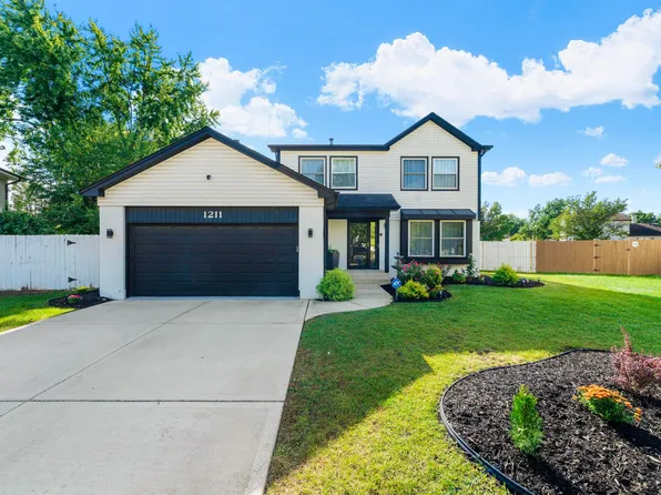 1211 Diane Ln, Elk Grove Village, IL 60007