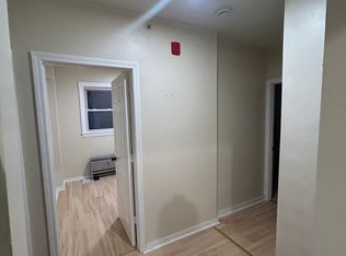 4 Broad St APT 1, Lynn, MA 01902