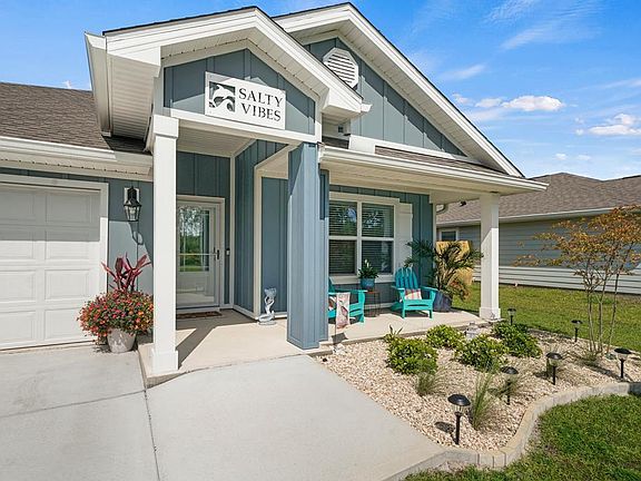 2nd image of 200 Cove Ln