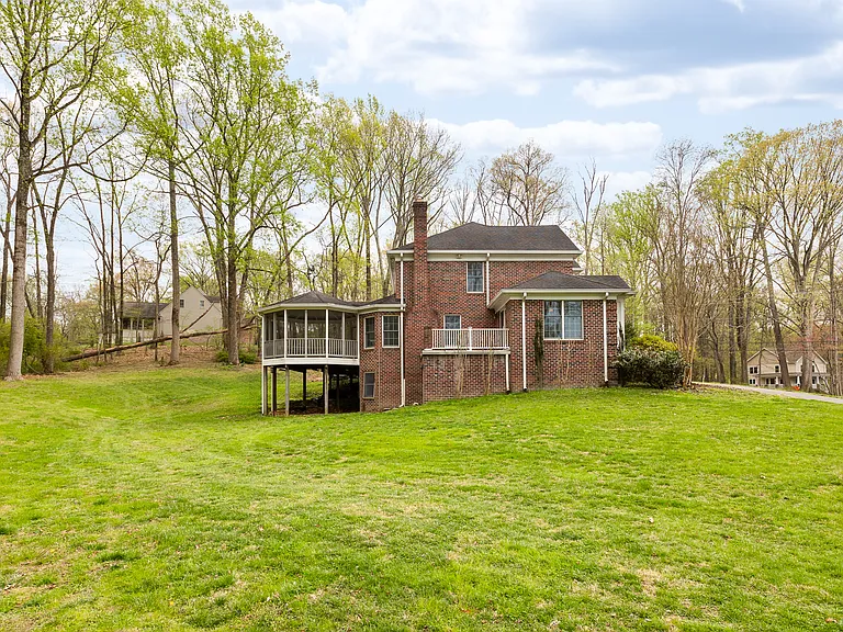 13576 Highland Rd — Photo 71