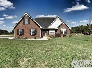 2815 Ridgewood Dr, Christiana, TN 37037