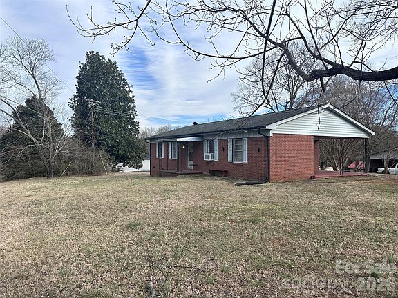 3rd image of 2410 Harris Henrietta Rd