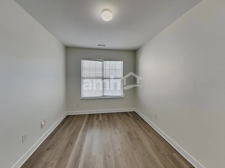 982 Ramsgate Dr SW — Photo 11