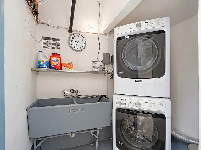 1057 Grand Ave #1057 — Photo 8