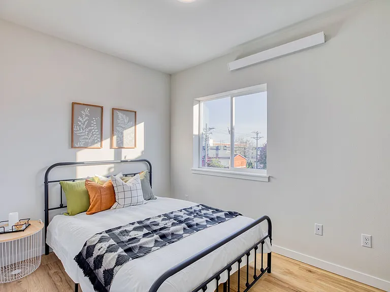 715 S I St #2C — Photo 3