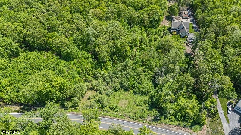 1st image of 172 Espanong Rd