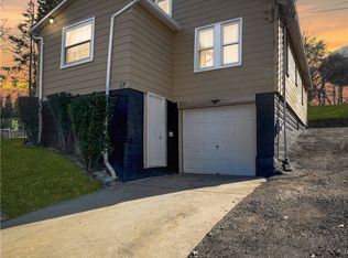 17 Green Oak Dr, Coraopolis, PA 15108