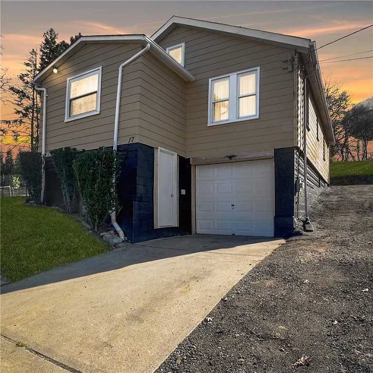 17 Green Oak Dr photo 1