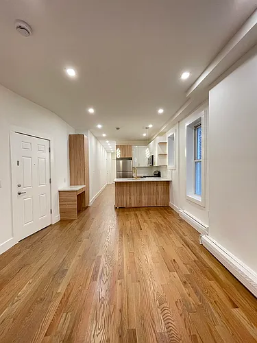 232 Van Horne St #4 Photo 1