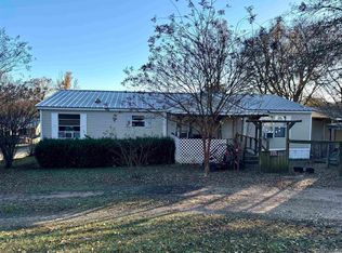 601 W 3rd St, Dierks, AR 71833
