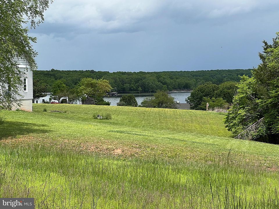 1st image of Brounaugh Ln