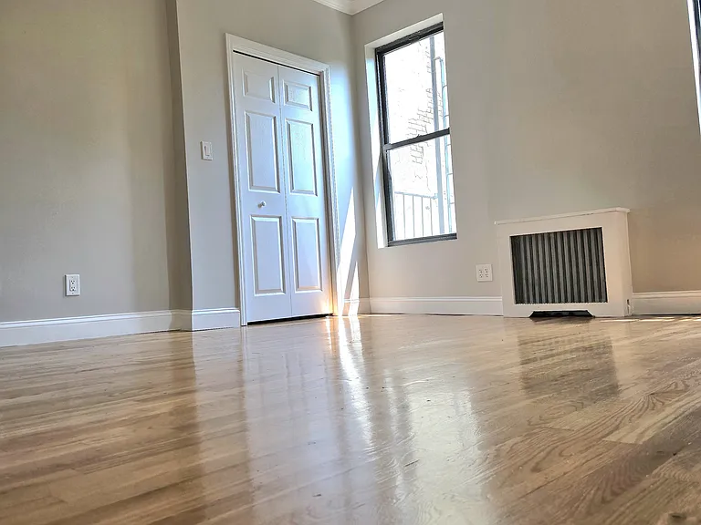 75 Clermont Ave #2 — Photo 6
