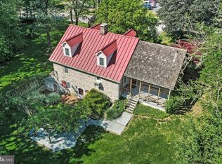 45 Hokes Mill Rd, York, PA 17404