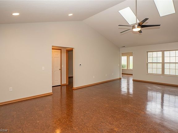 4th image of 2573 Barnstone Ave SW
