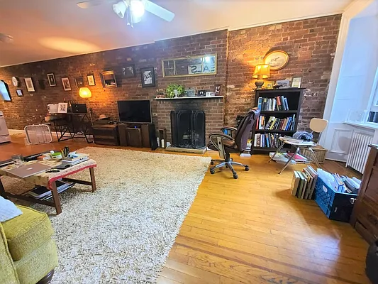 Rented by Brooklyn Heights Real Estate Inc | media 2