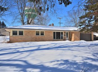 5777 Euston St, Greendale, WI 53129